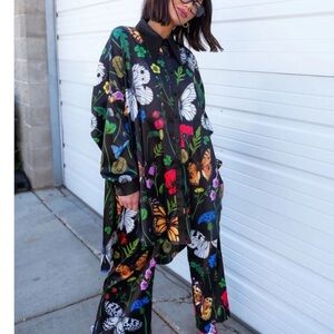 Folklore satin TOP ONLY // Dressed in LaLa